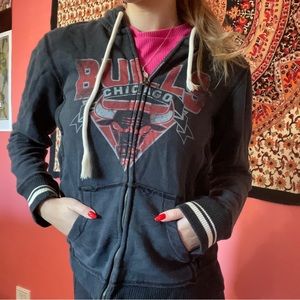 Chicago bulls zip up